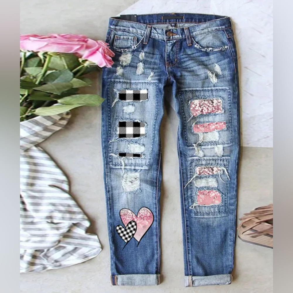 🌸.  #1428-42.  Valentine jeans